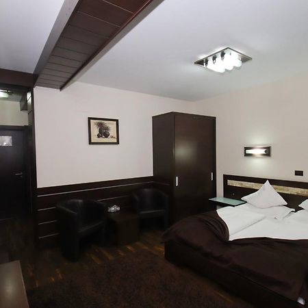 Complex Cochet Hotel Szászbuda Kültér fotó