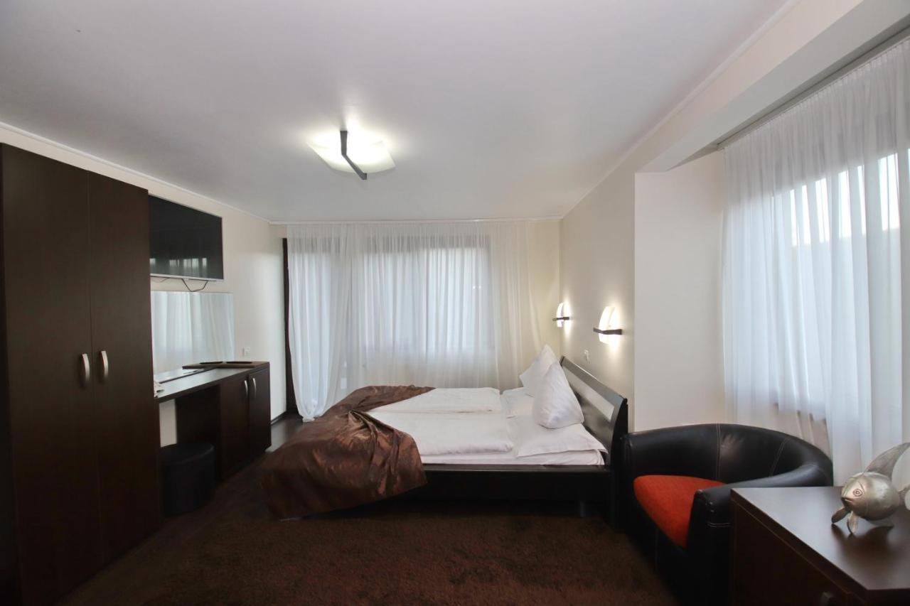 Complex Cochet Hotel Szászbuda Kültér fotó