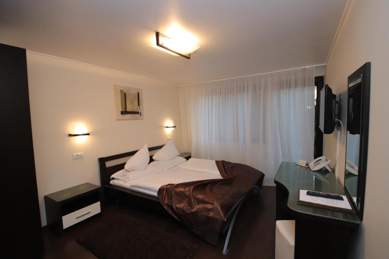 Complex Cochet Hotel Szászbuda Kültér fotó