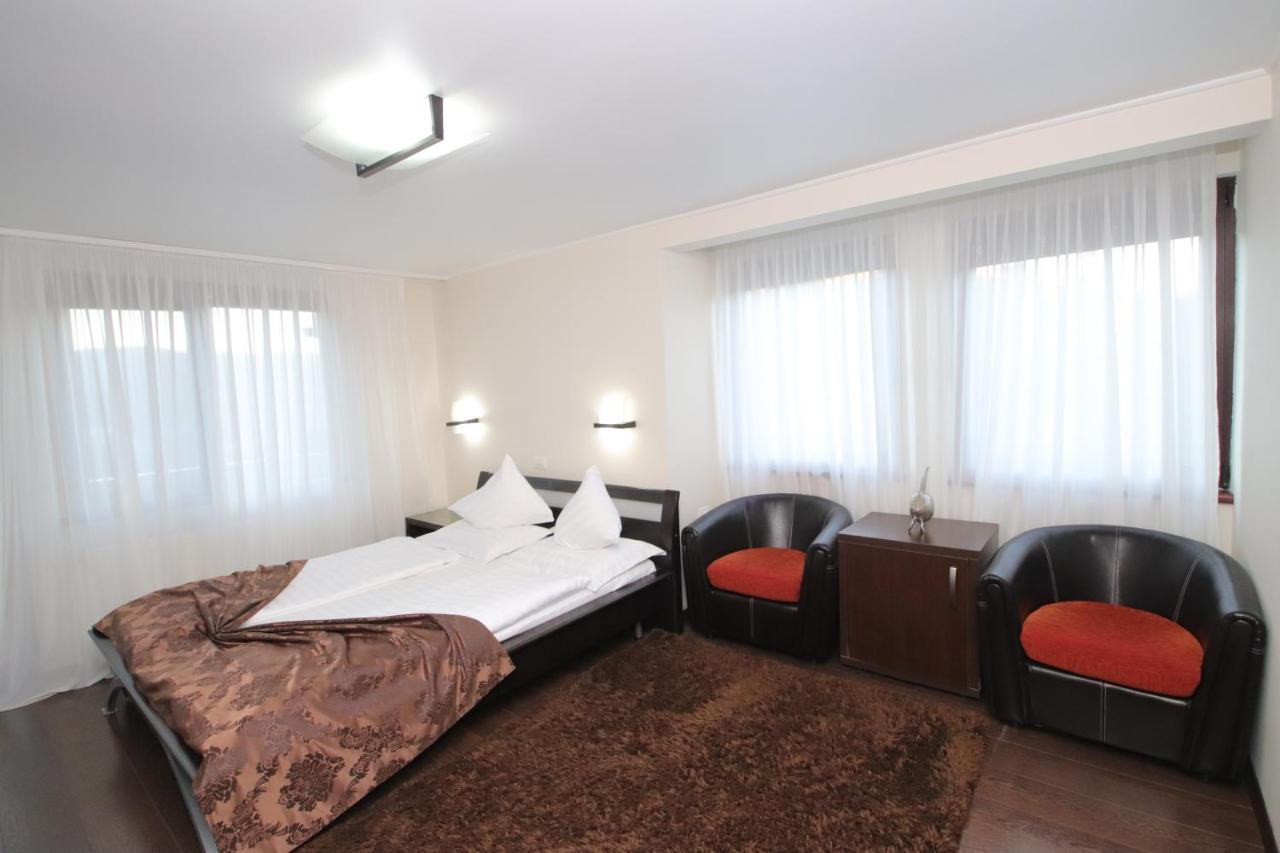 Complex Cochet Hotel Szászbuda Kültér fotó