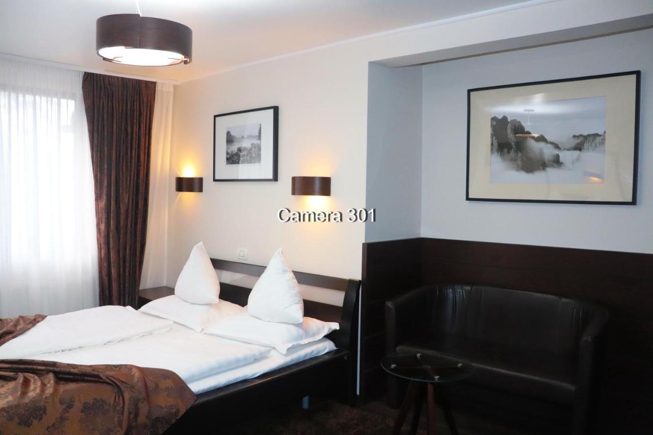 Complex Cochet Hotel Szászbuda Kültér fotó