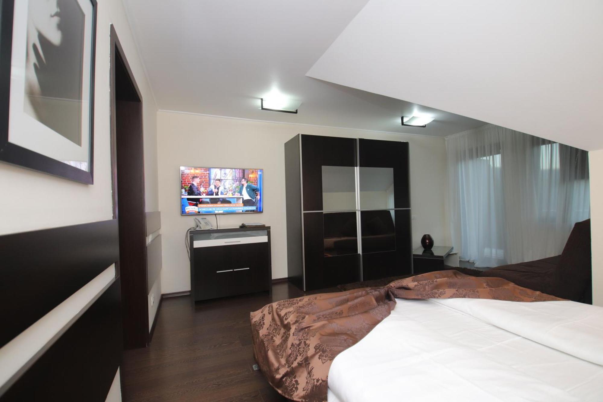 Complex Cochet Hotel Szászbuda Kültér fotó
