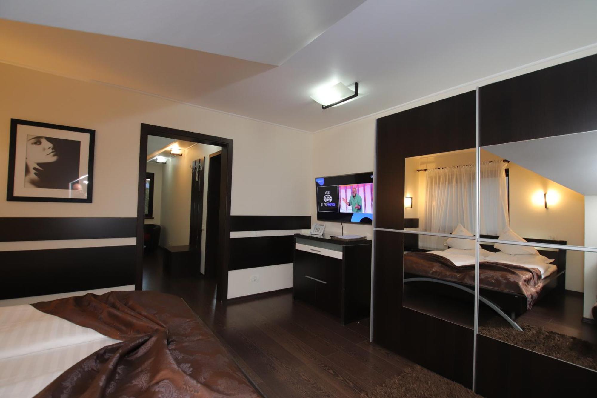 Complex Cochet Hotel Szászbuda Kültér fotó
