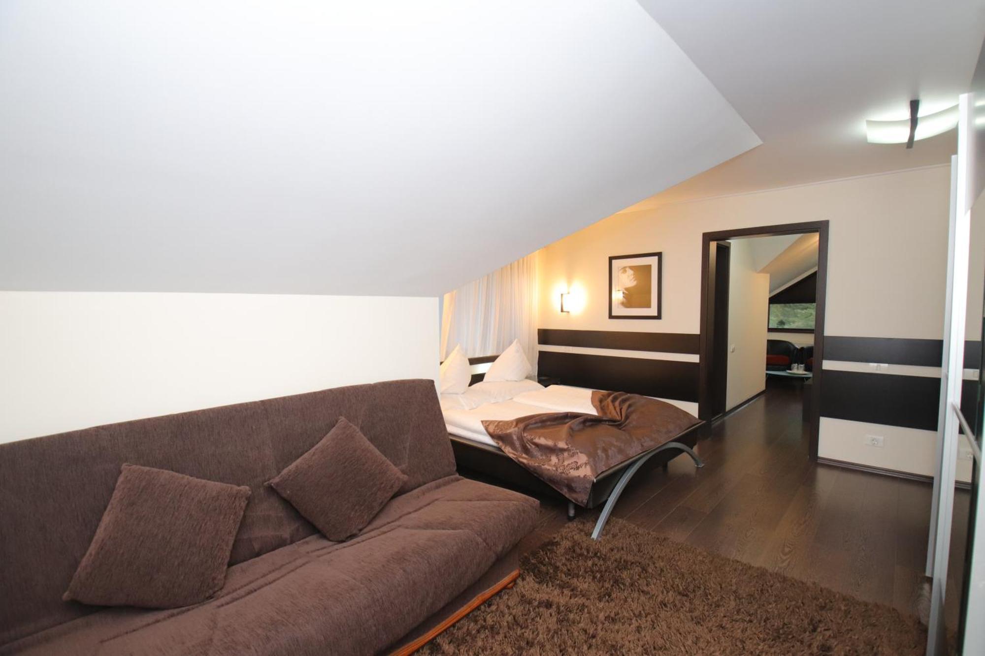 Complex Cochet Hotel Szászbuda Kültér fotó