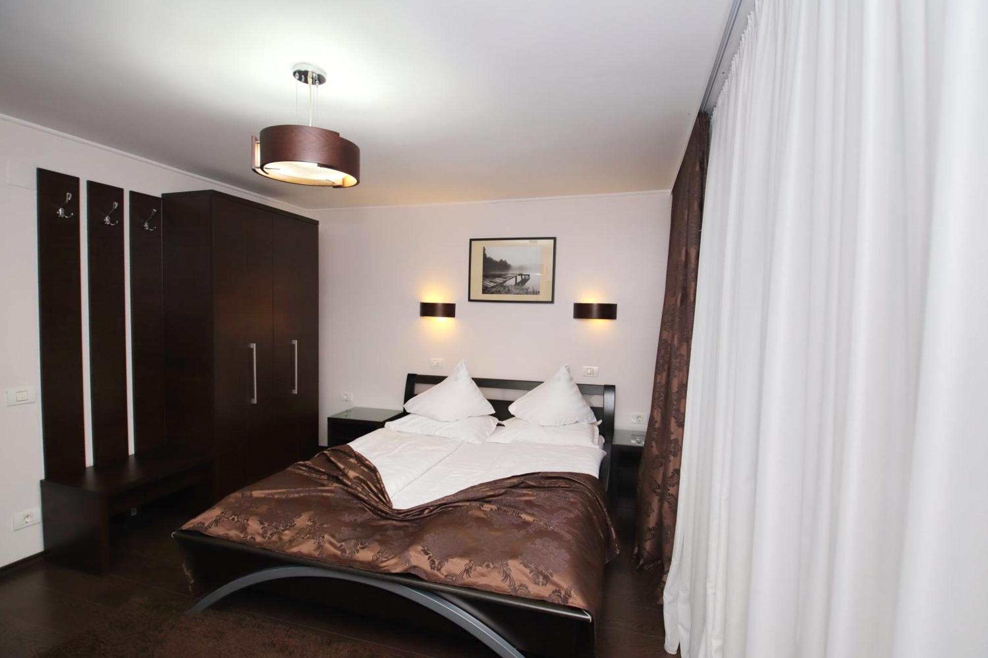 Complex Cochet Hotel Szászbuda Kültér fotó
