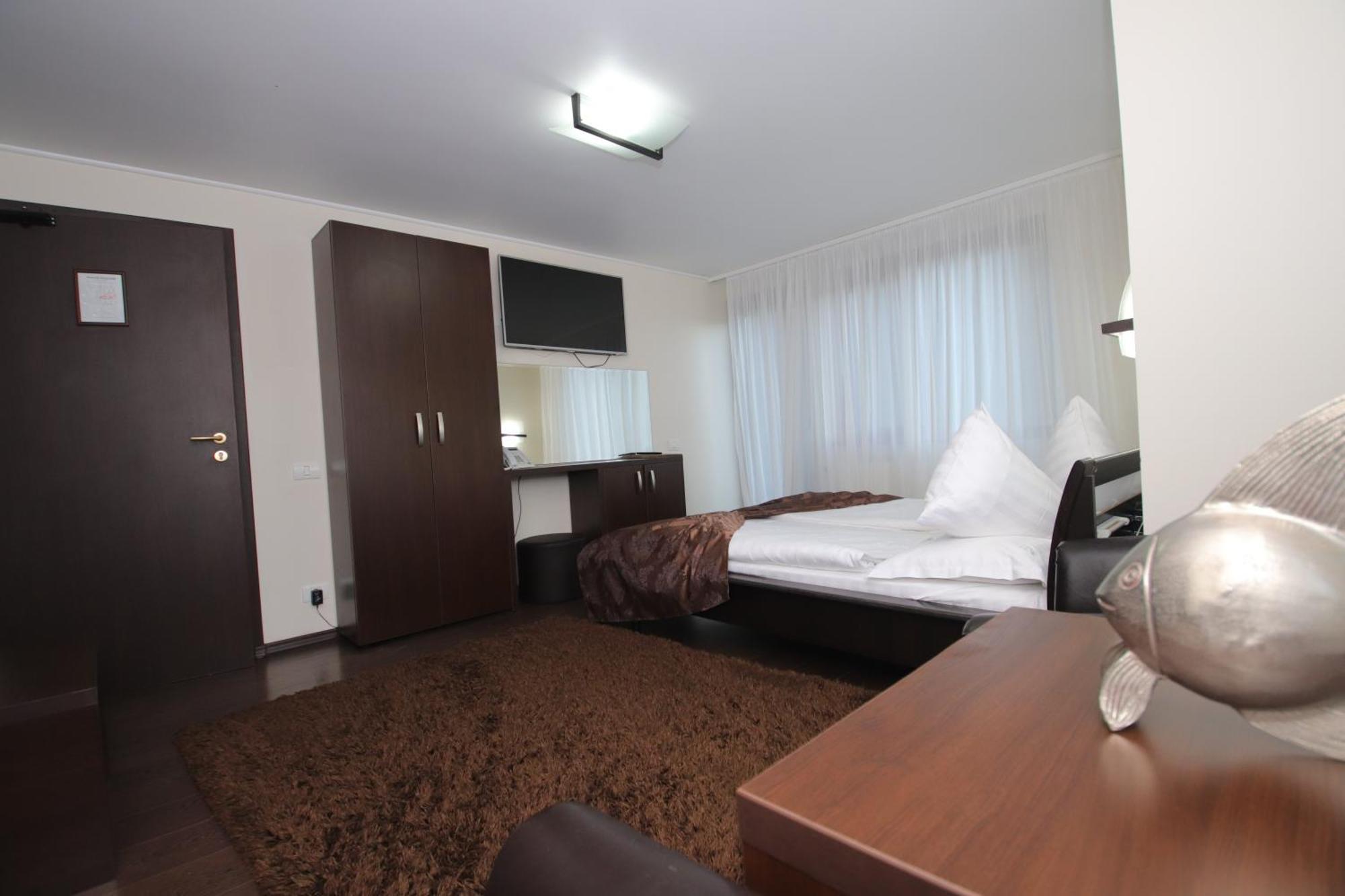 Complex Cochet Hotel Szászbuda Kültér fotó