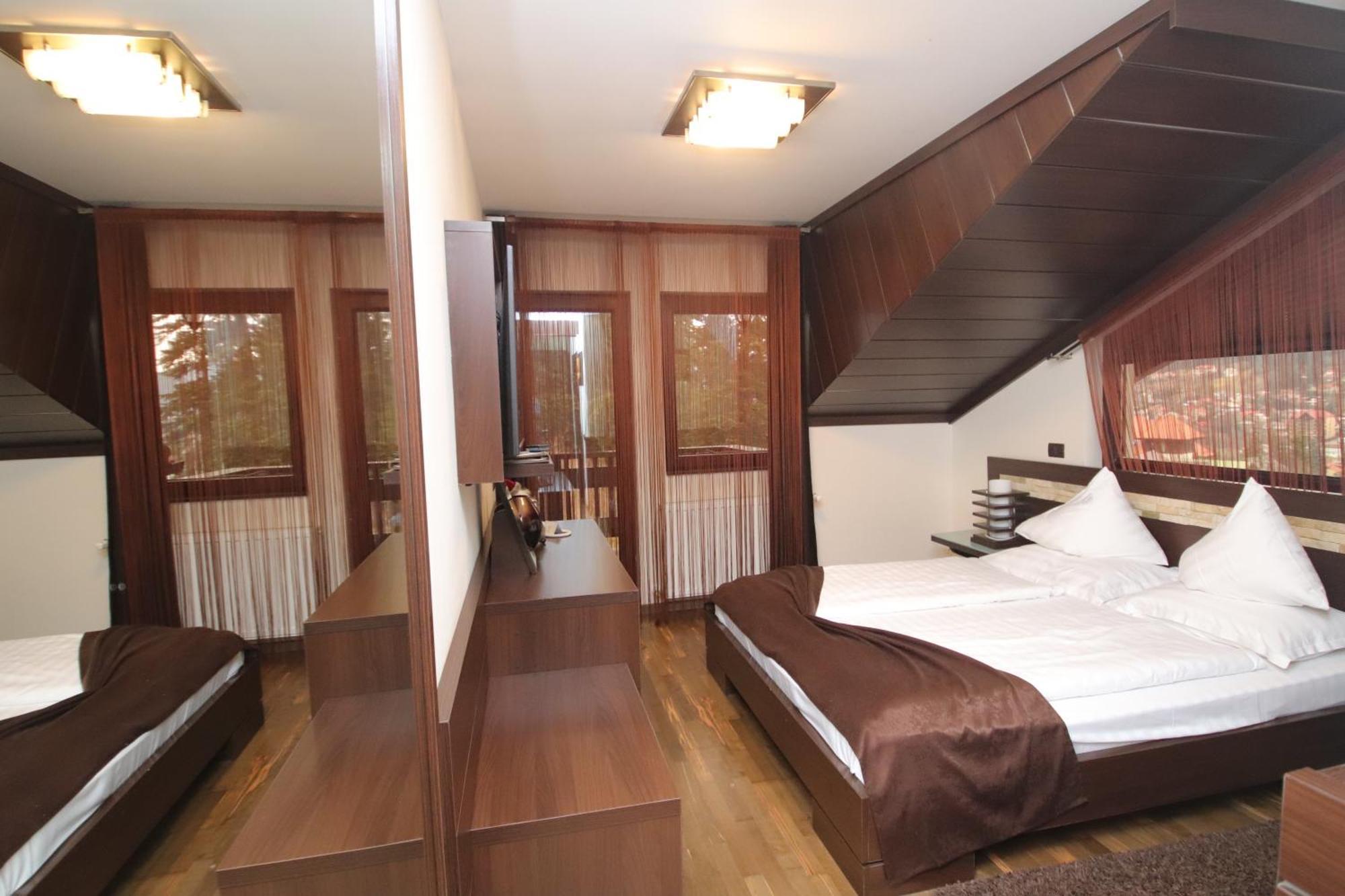 Complex Cochet Hotel Szászbuda Kültér fotó