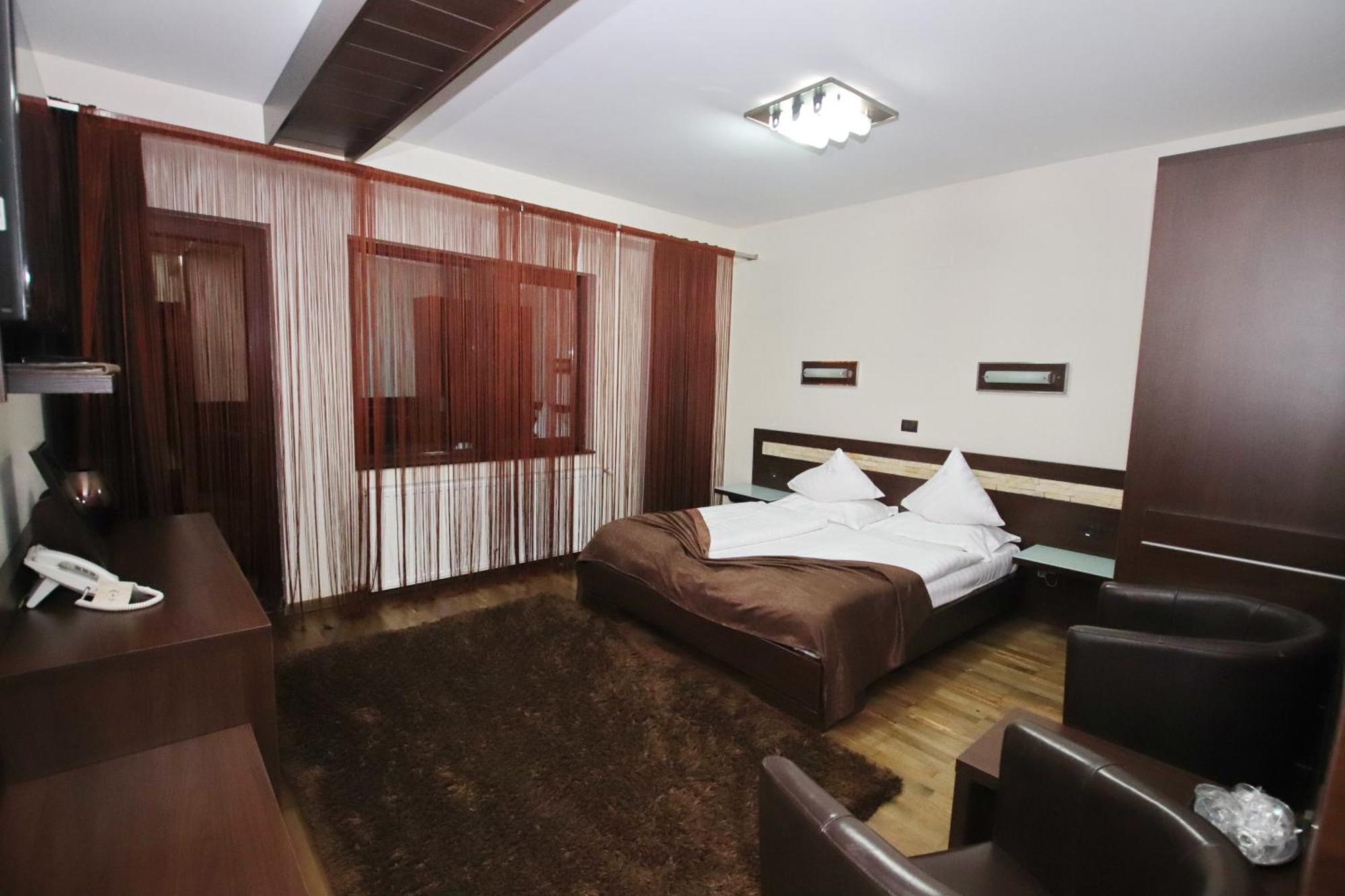 Complex Cochet Hotel Szászbuda Kültér fotó