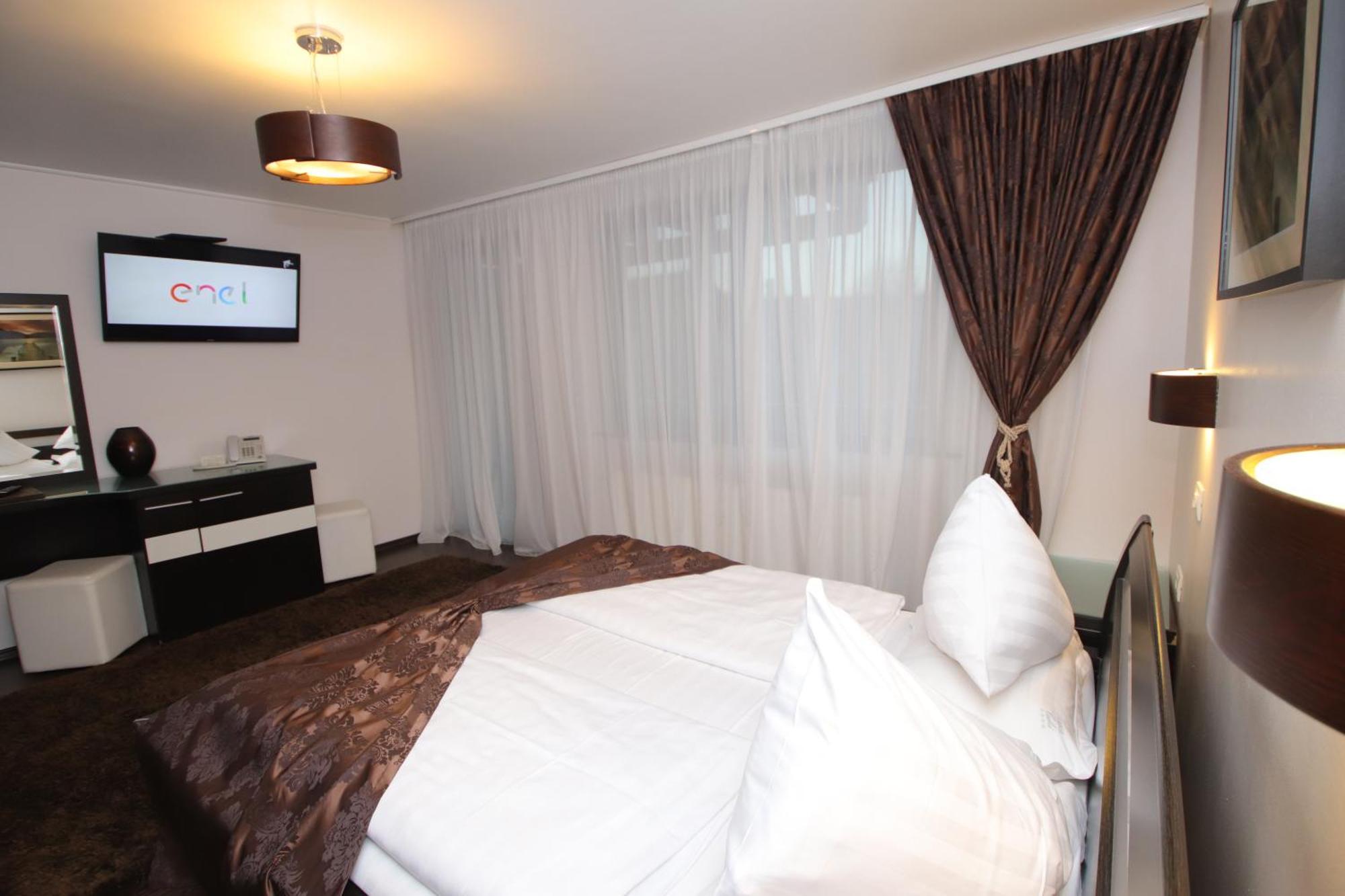 Complex Cochet Hotel Szászbuda Kültér fotó