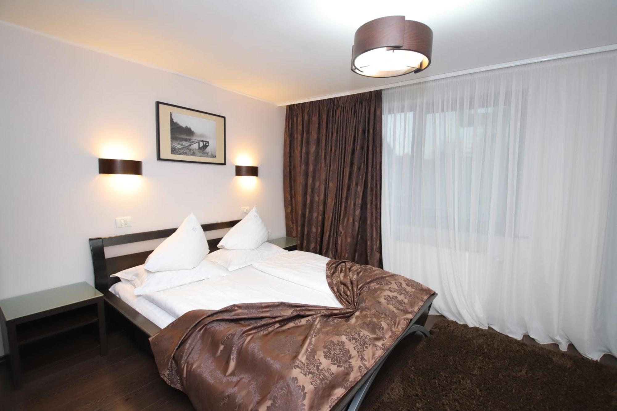 Complex Cochet Hotel Szászbuda Kültér fotó